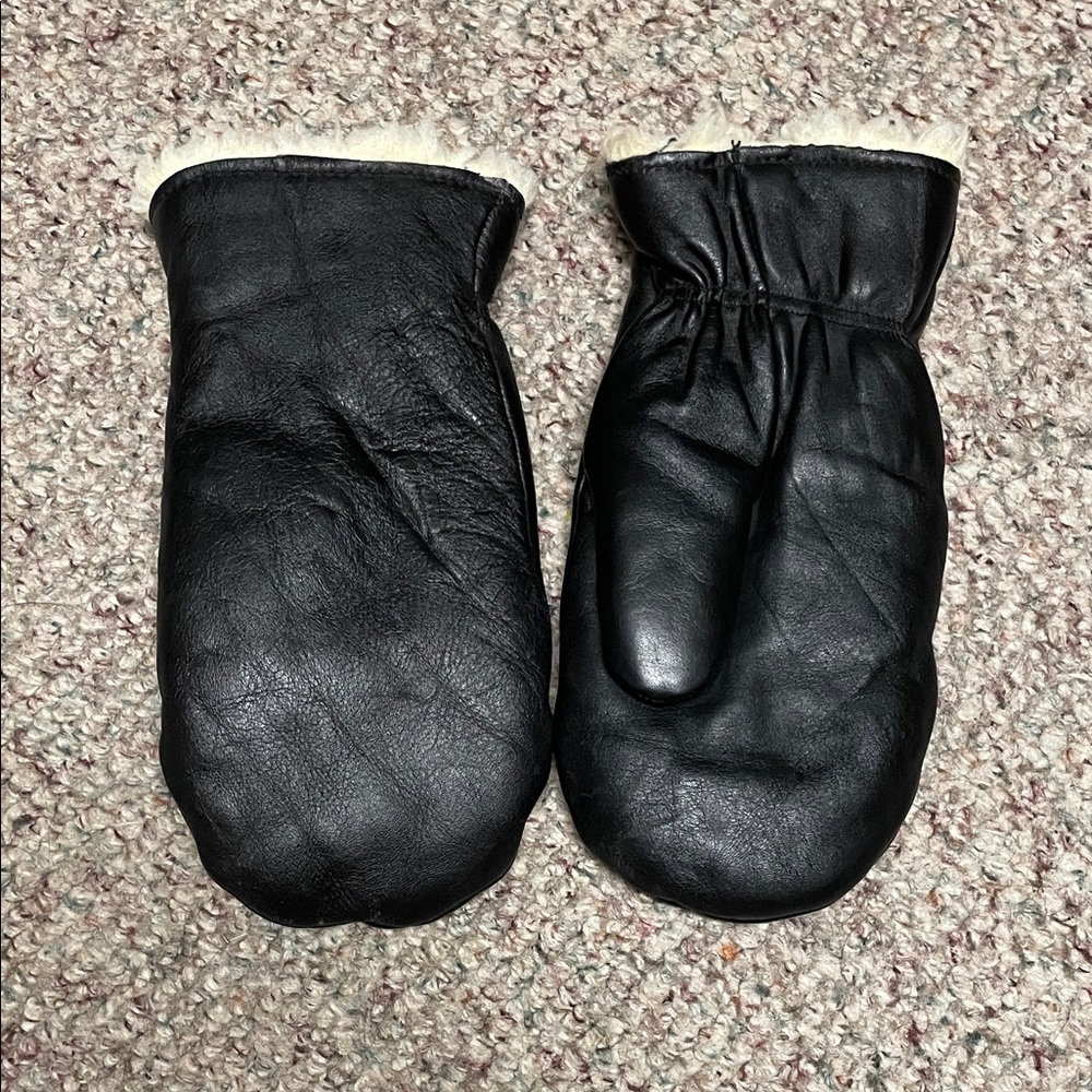 Black Leather faux fur lined large Mittens